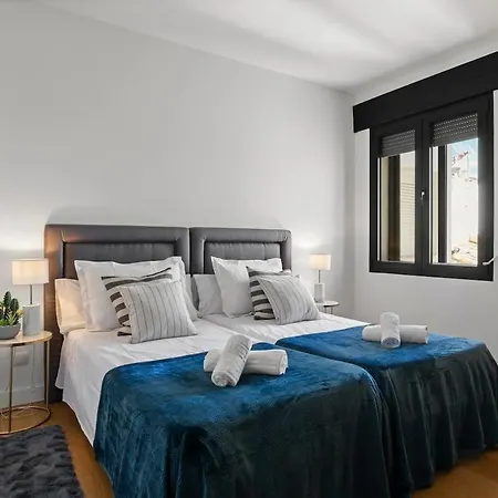 3 En Puerto Banus Marbella